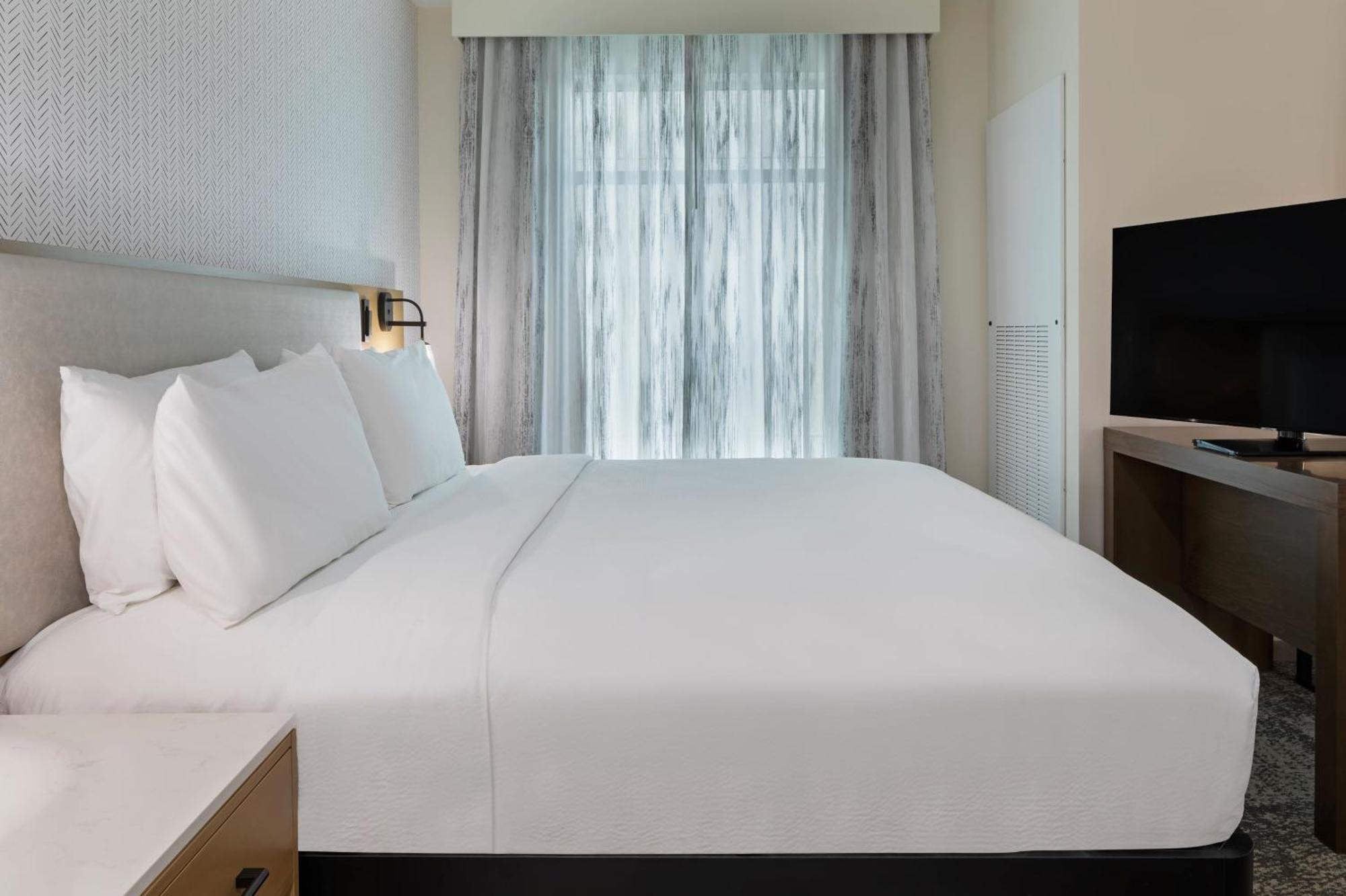 Residence Inn By Marriott Chatsworth Los Angeles Exterior photo