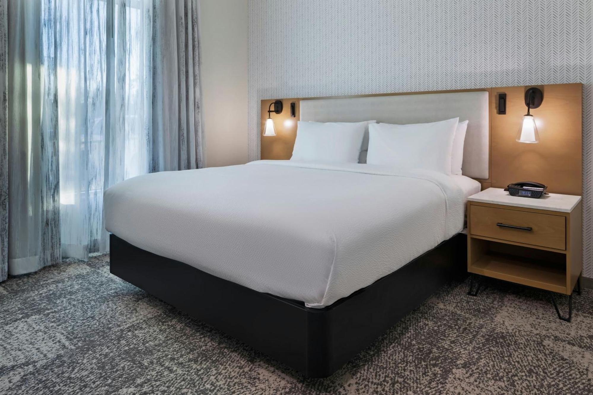 Residence Inn By Marriott Chatsworth Los Angeles Exterior photo